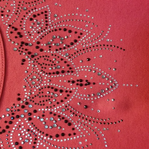 ISAAC'S DESIGNS CASUALS, Sz 2X Short Sleeve Red w/neck decor T-Shirt,GUC CL#100 - Picture 3 of 5